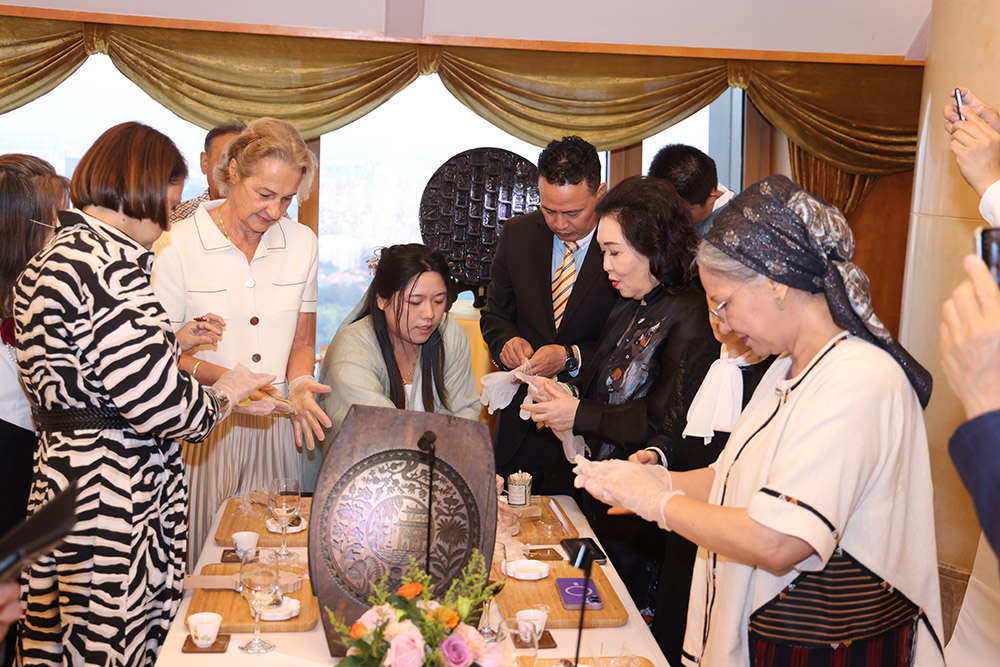 大图：《国际会客厅》国庆中秋特别活动·雅集