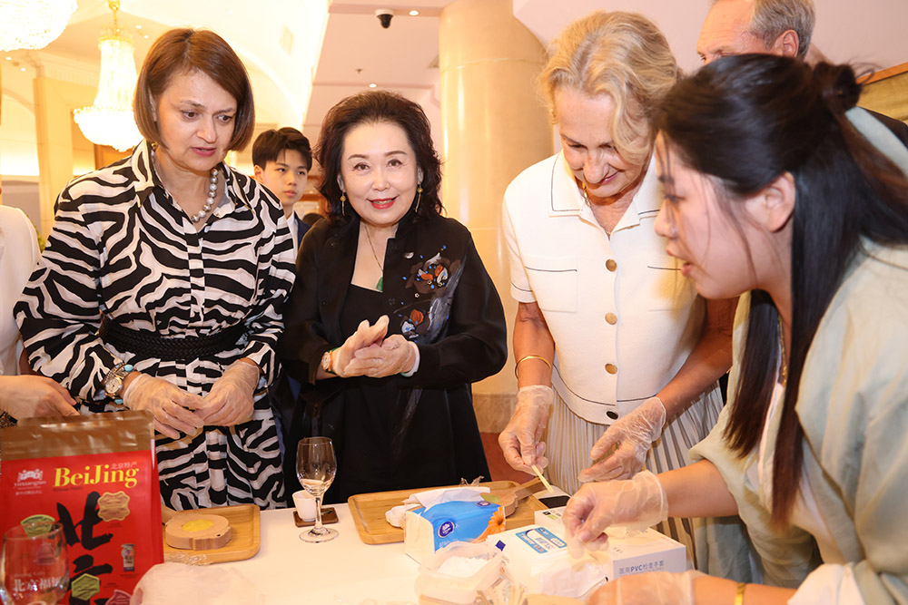 大图：《国际会客厅》国庆中秋特别活动·雅集