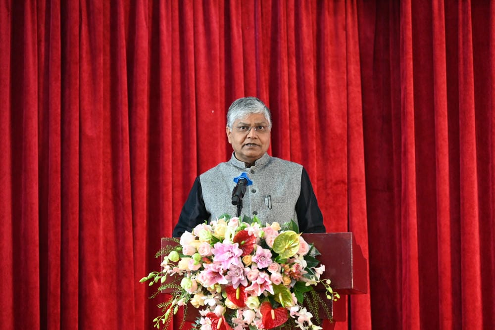 圣哲泰戈尔雕塑在印度驻华使馆落成